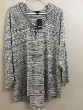 torrid Heather Gray Lace-Up Hooded Pullover